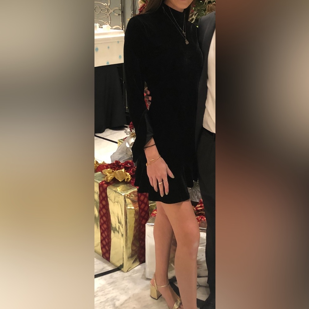 Lovers & Friends X Revolve SIMONE DRESS - Picture 8 of 9